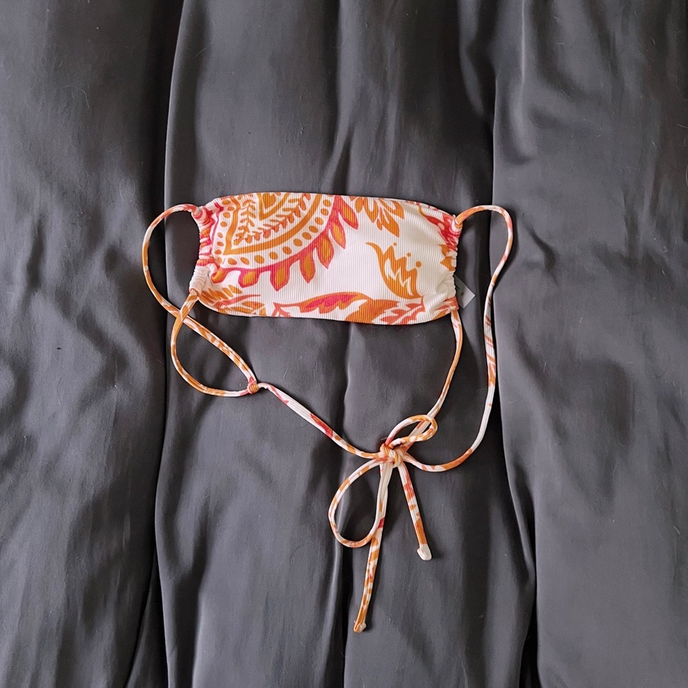 bandeau bathing suit top